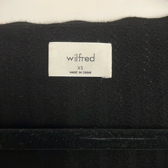 Aritzia Wilfred Parcel Top XS NWOT - Picture 4 of 4